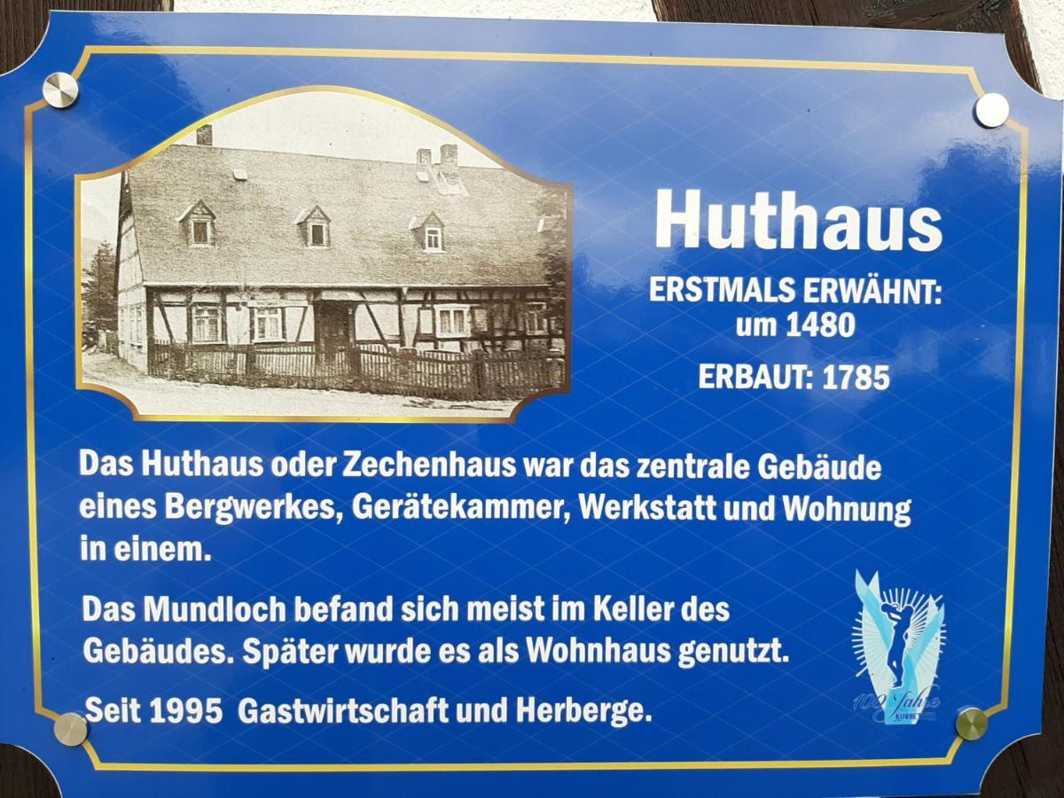 Wirtschaft & Pension Zum Huthaus Schneeberg  Esterno foto
